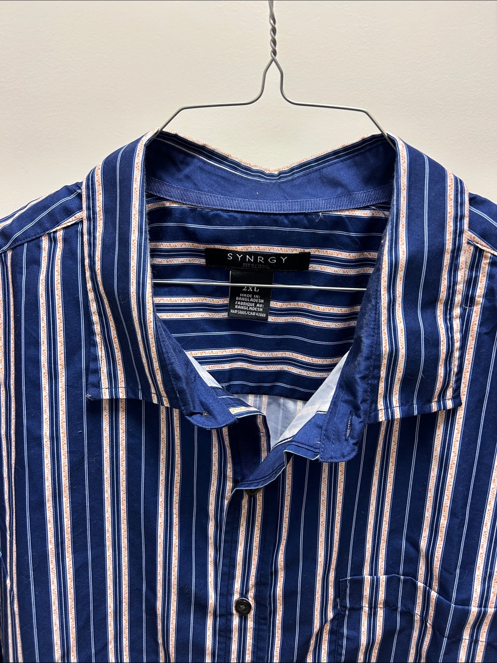 Synergy Men's Navy Stripe Short-Sleeve Button-Down Shirt image 2